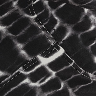 Unisex Corner V Shorts - Black Camo