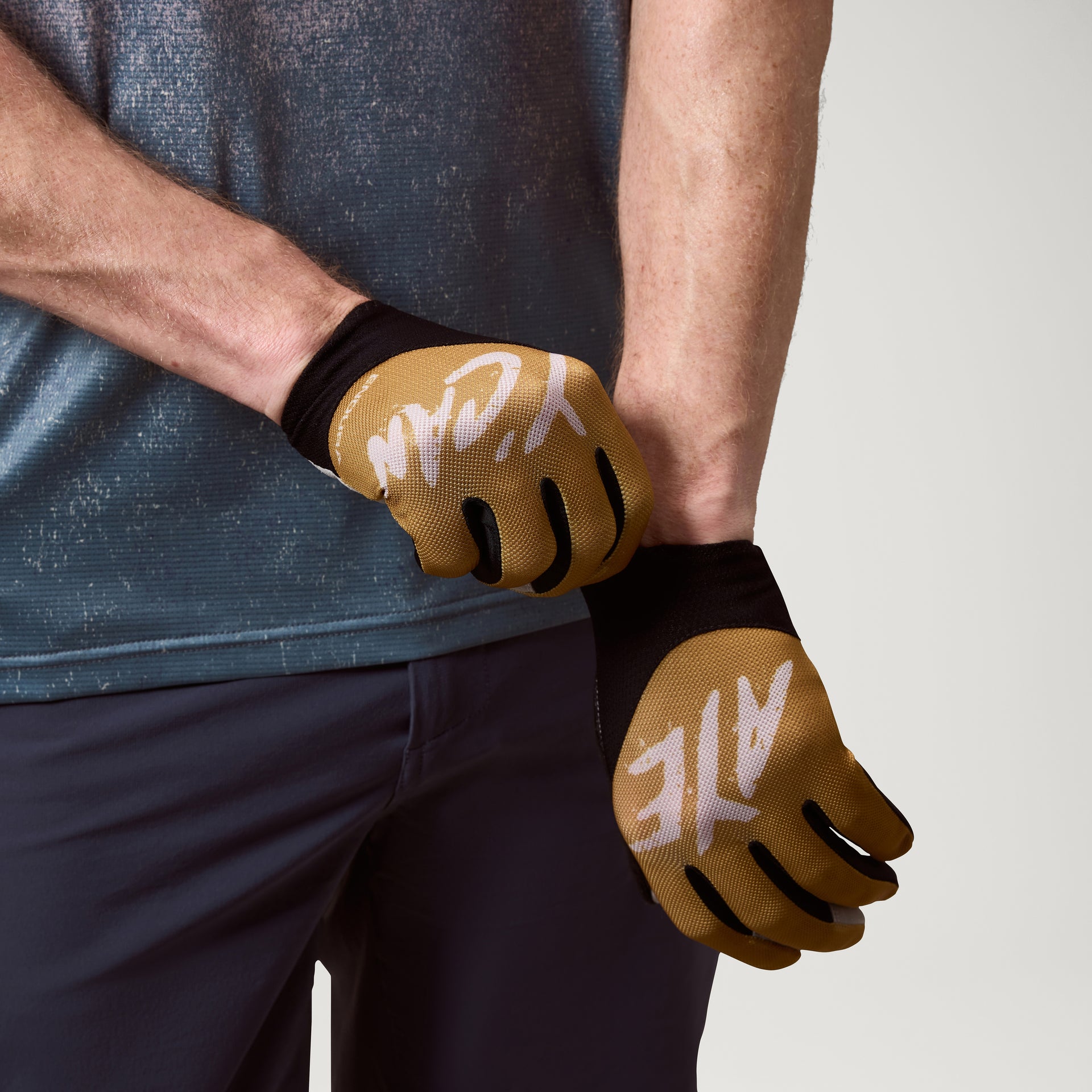 Lite Icon Gloves Trail