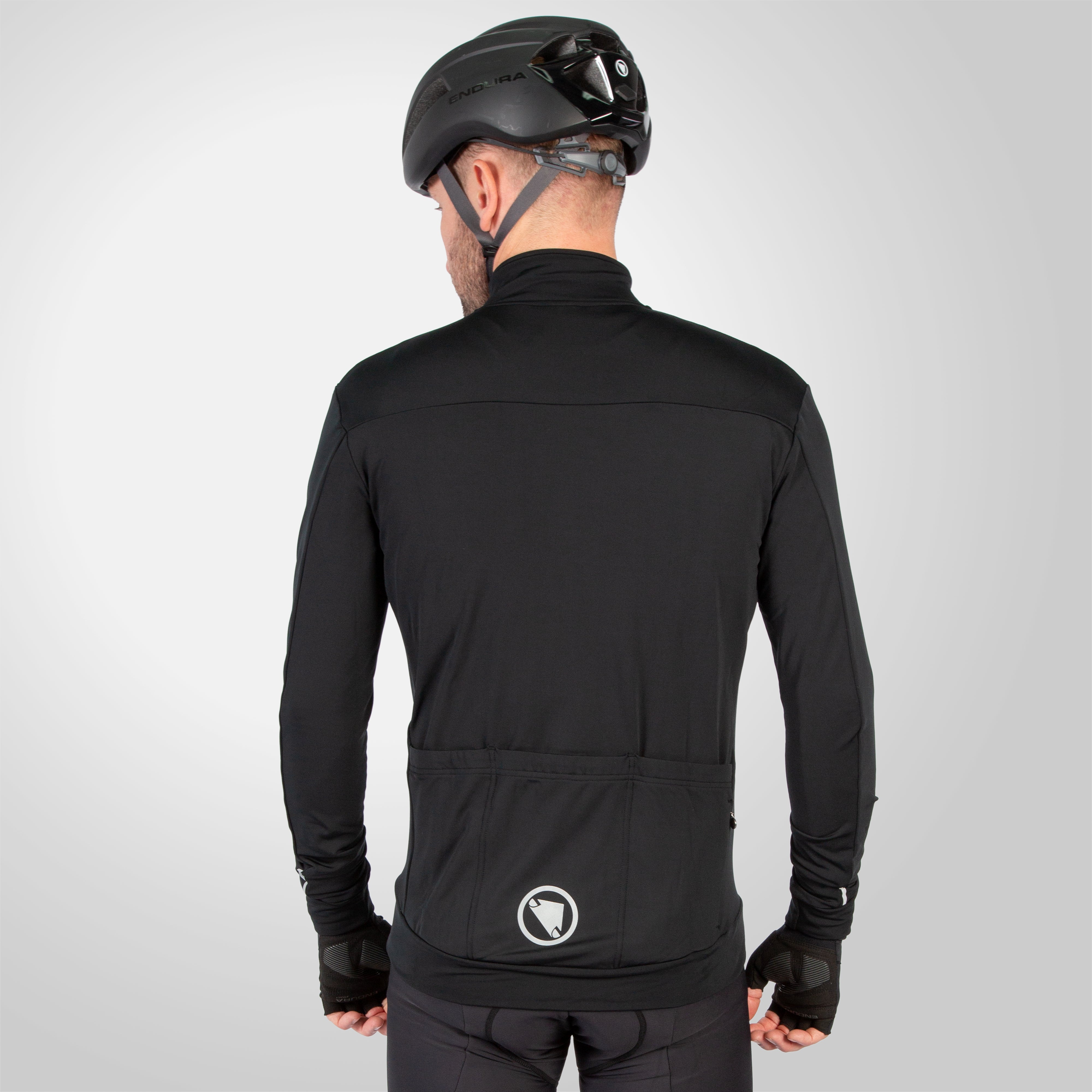 XSPEC スポーツウェア Men's Xtract Roubaix L/S Jersey - Black | Endura US