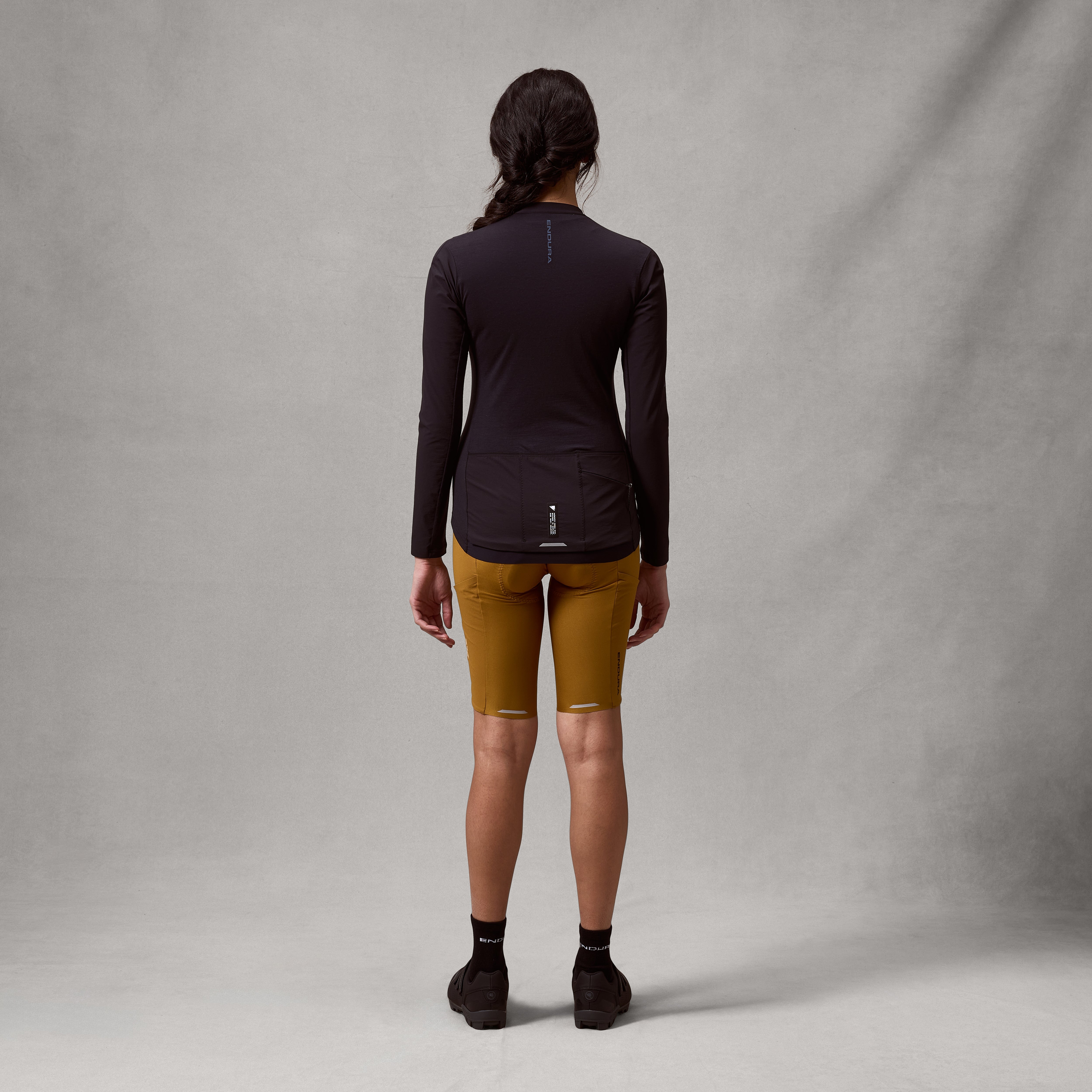 Women's AllTrack Ride L/S Jersey - Black | Endura US