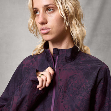 Women's Loop Rout Waterproof Jacket - Black Cherry