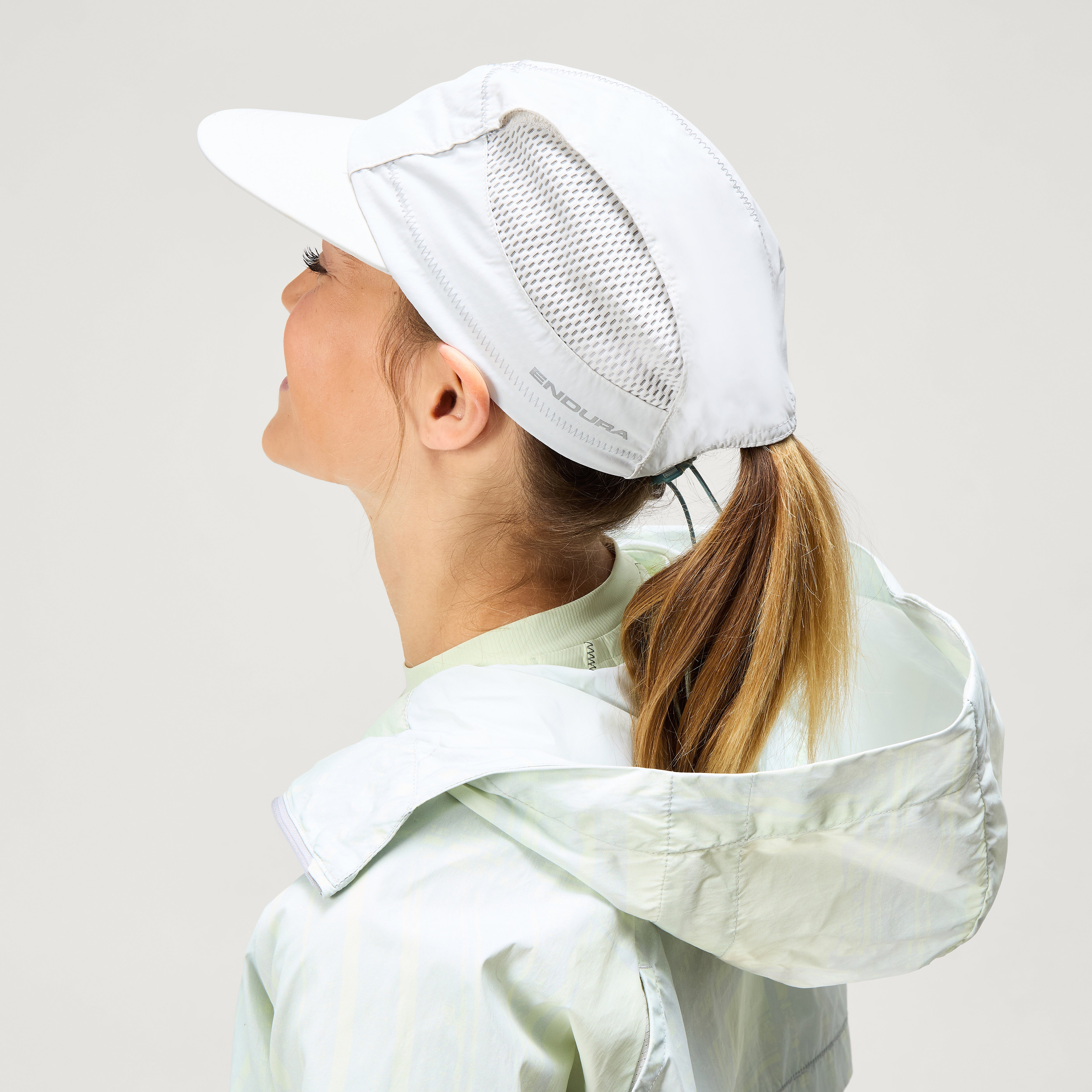 SulTrac 5 Panel Hat - Lunar Rock | Endura US